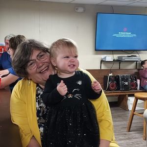 Meet your Posher, Christie